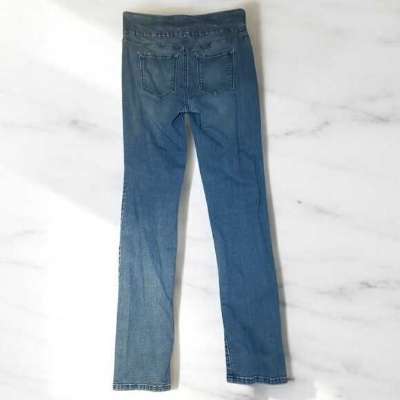 Missy Women's Gloria Vanderbilt Amanda Pull On Jeans Size 8 Tall - Picture 2 of 6